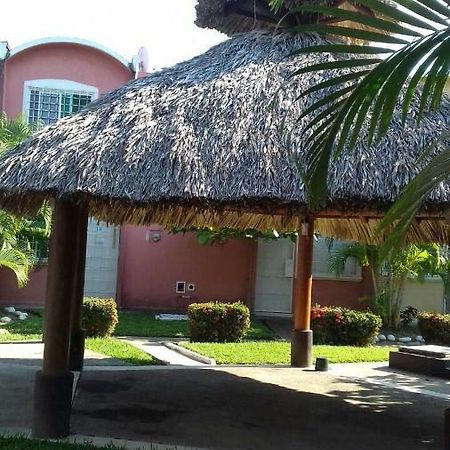 شقة Casa Con Alberca!! Ixtapa زيهواتانيجو المظهر الخارجي الصورة