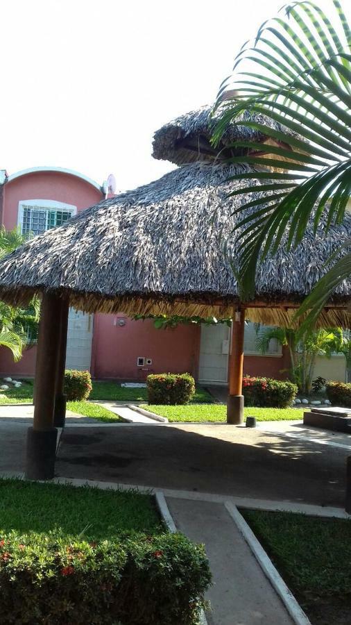 شقة Casa Con Alberca!! Ixtapa زيهواتانيجو المظهر الخارجي الصورة